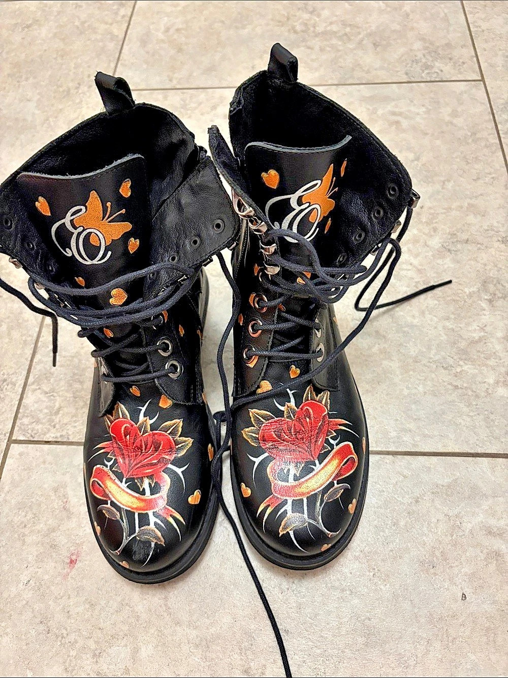 L’estrosa Floral Combat Boots in Black & Red EU 37